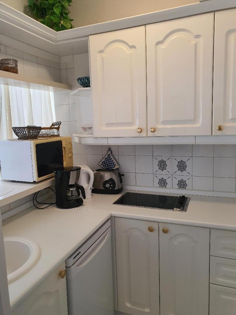 Luxury Studio Apartment 2 Night Minimum Stay Until June 31St!! 托罗克斯科斯塔 外观 照片