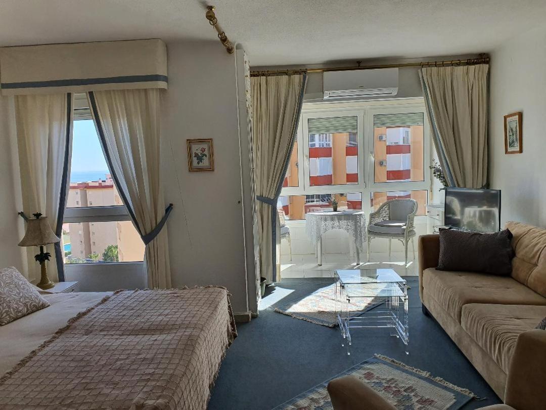 Luxury Studio Apartment 2 Night Minimum Stay Until June 31St!! 托罗克斯科斯塔 外观 照片